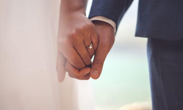 Nicolaas Beets bij het huwelijk: ‘Licht met Uw licht hen voor!’